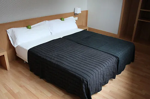 ベリ ベルサージェス 2* Rentería